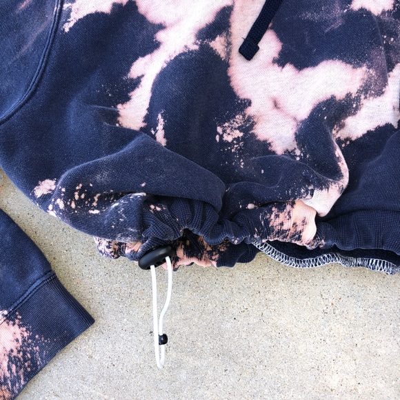 Nike| Cropped Hoodie - Picture 4 of 5